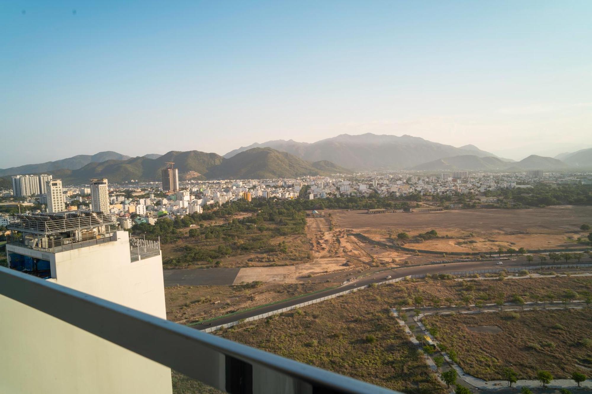 Vesna Hotel Nha Trang Exteriör bild